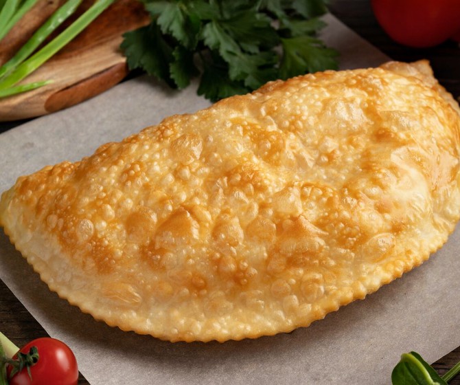 Чебурек с говядиной и свининой