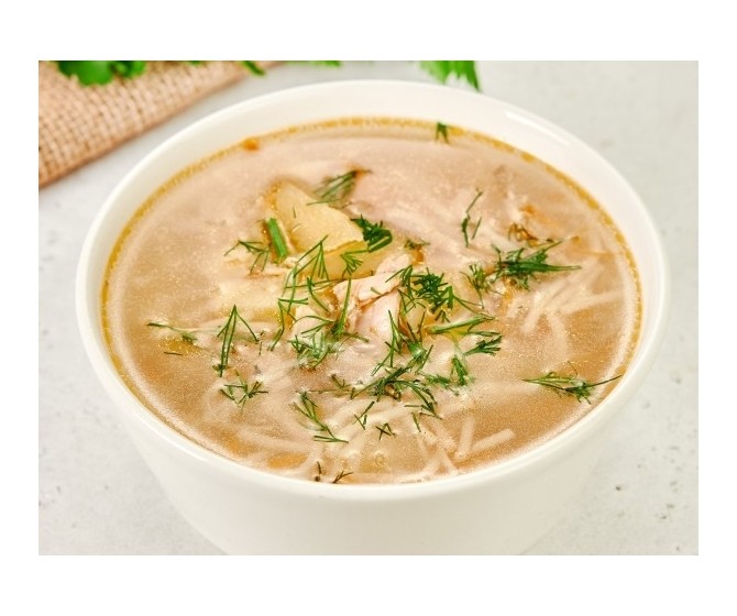 Домашняя куриная лапша с яйцом