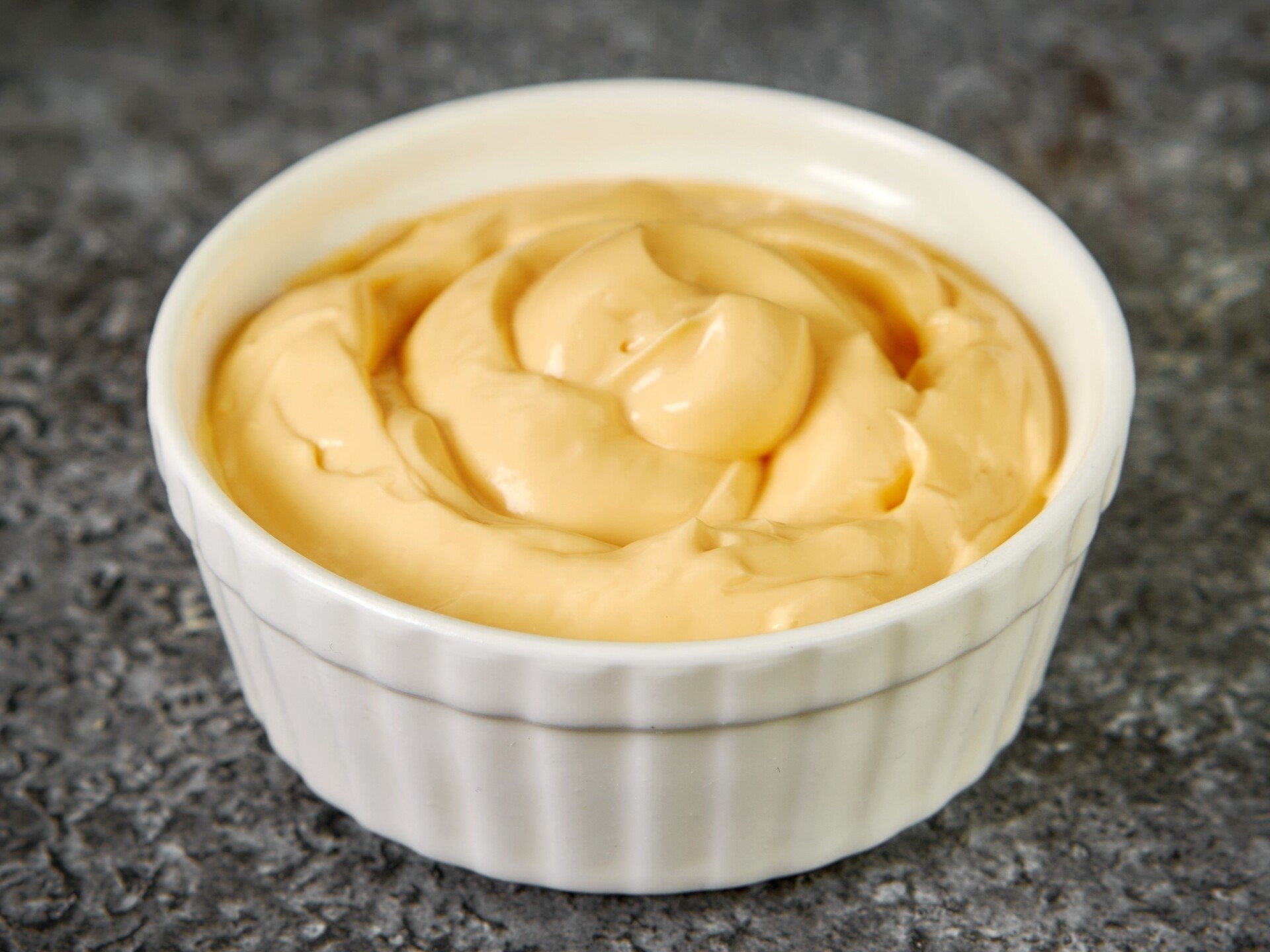 Соус сырный Heinz